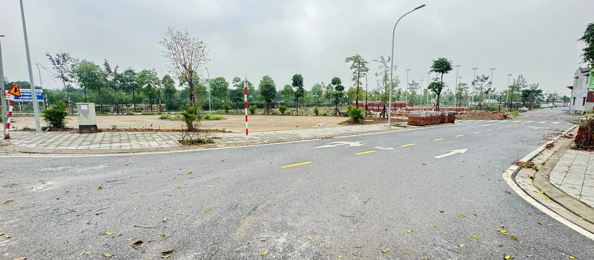 BÁN ĐẤT 48M² GIA LỘC VIỆT HÙNG ĐÔNG ANH – Ô TÔ VÀO ĐẤT – 50M RA ĐƯỜNG VIỆT HÙNG - SỔ ĐỎ CHÍNH CHỦ... Bán đất tại Đông Anh, Hà Nội 01