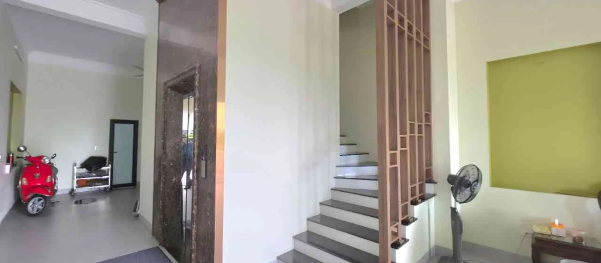 Bán nhà mặt phố tại Cự Khối, 5 tầng, thang máy, hướng Đông Bắc... Bán nhà mặt phố tại Long Biên, Hà Nội 01