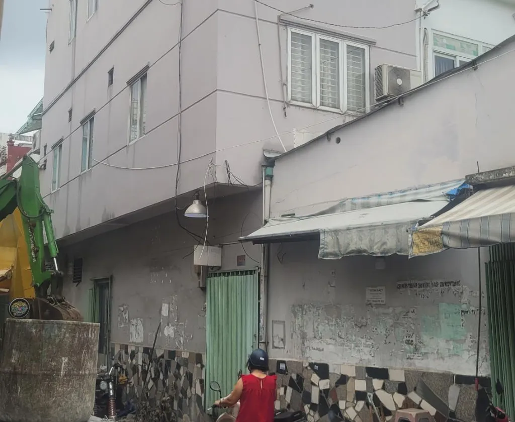 Căn góc 2 mặt tiền - Cơ hội kinh doanh đỉnh tại vòng xoay Dân Chủ... Bán partner tại Chợ Lớn, Hồ Chí Minh 01