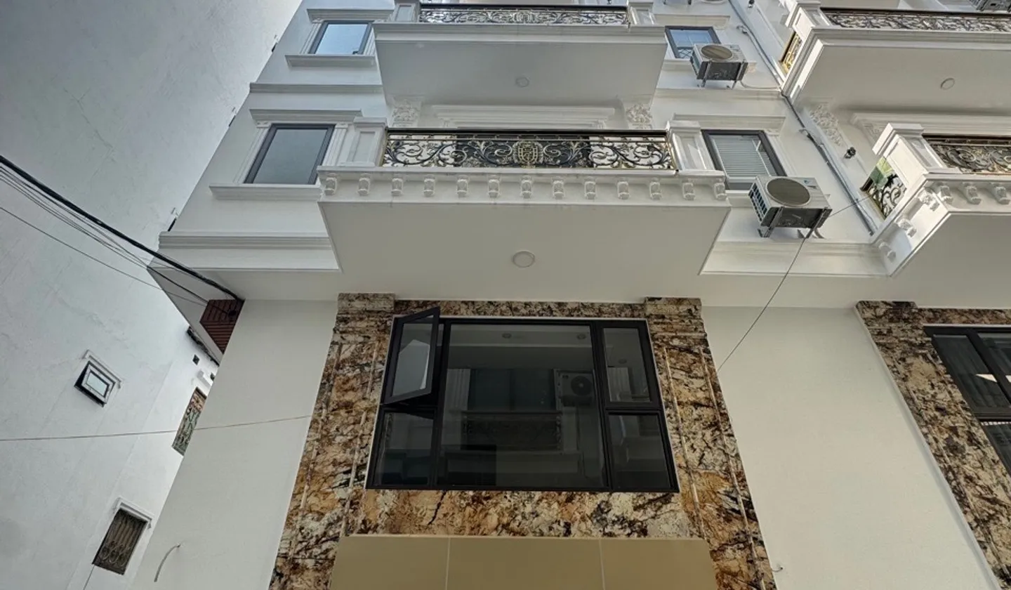 Bán nhà mặt phố 7 tầng tại trung tâm Hà Nội, mặt tiền 6m, thiết kế hiện đại... Bán nhà mặt phố tại Văn Miếu - Quốc Tử Giám, Hà Nội 01