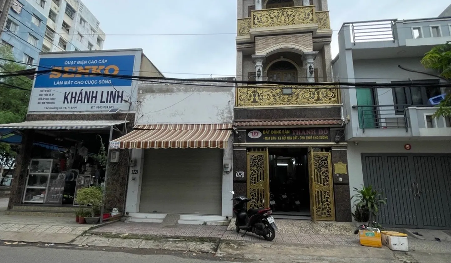 - Mặt tiền đường rộng 10m đã có lề đường, vị trí kinh doanh đa ngành nghề,... Bán nhà mặt phố tại Bình Hưng Hòa, Hồ Chí Minh 01