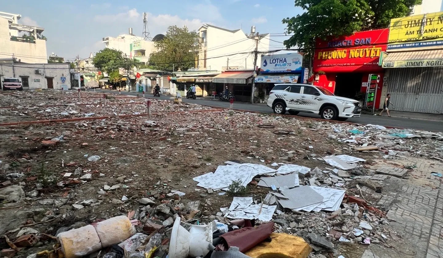 Nhà mặt phố góc rộng tại Trung Mỹ Tây, Quận 12 - Cơ hội kinh doanh đỉnh... Bán nhà mặt phố tại Trung Mỹ Tây, Hồ Chí Minh 01