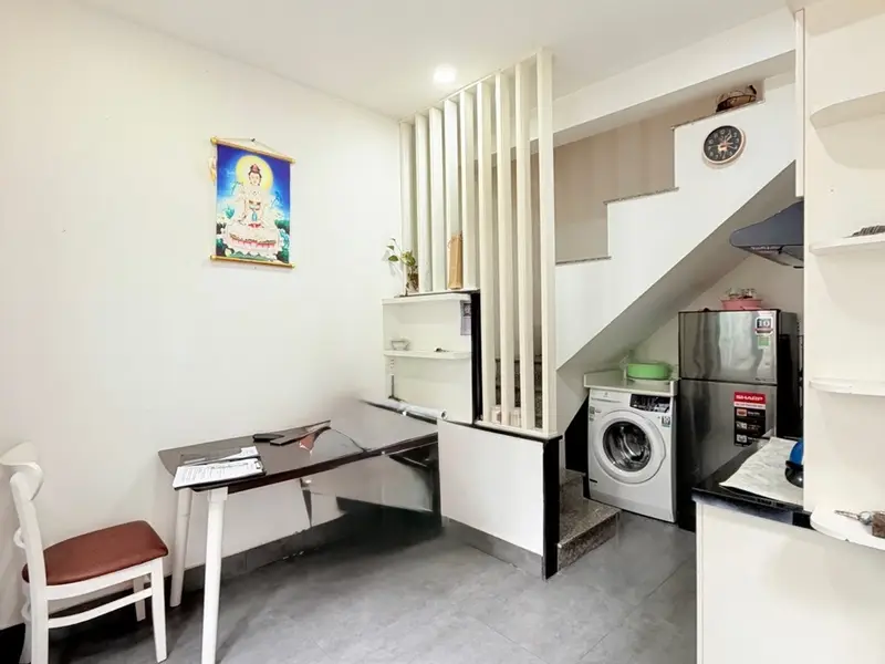 Nhà 4 tầng xinh xắn quận 10, chỉ việc xách vali về ở... Bán nhà riêng tại Vườn Lài, Hồ Chí Minh 01