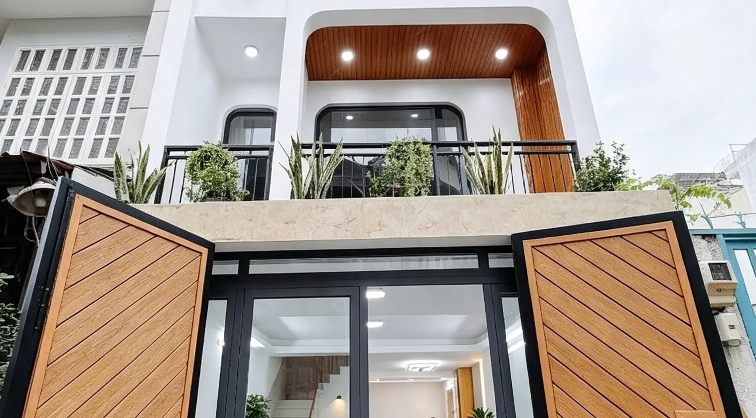 Khu VIP Quận 7 – Xe hơi ngủ trong nhà -Thanh Khoản: 11 TỶ 750 Nhà 4 tầng: trệt, 2 lầu, sân... Bán nhà riêng tại Tân Thuận, Hồ Chí Minh 01