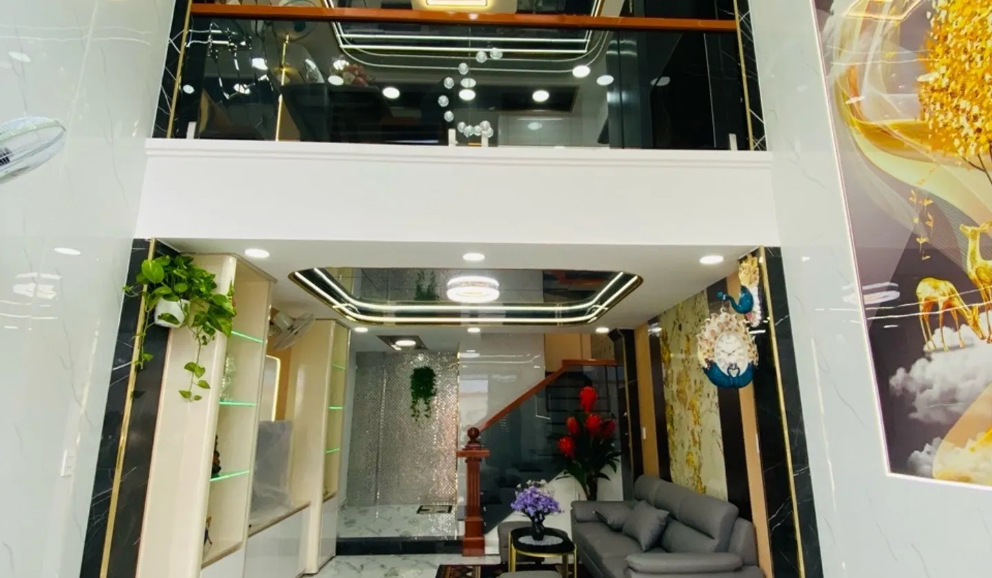 🚗 PHẠM VĂN CHIÊU – NHÀ MỚI 4 TẦNG - NGANG 4M - Ô TÔ NGỦ TRONG NHÀ
📍 Khu phân lô cao cấp,... Bán nhà riêng tại Thông Tây Hội, Hồ Chí Minh 01