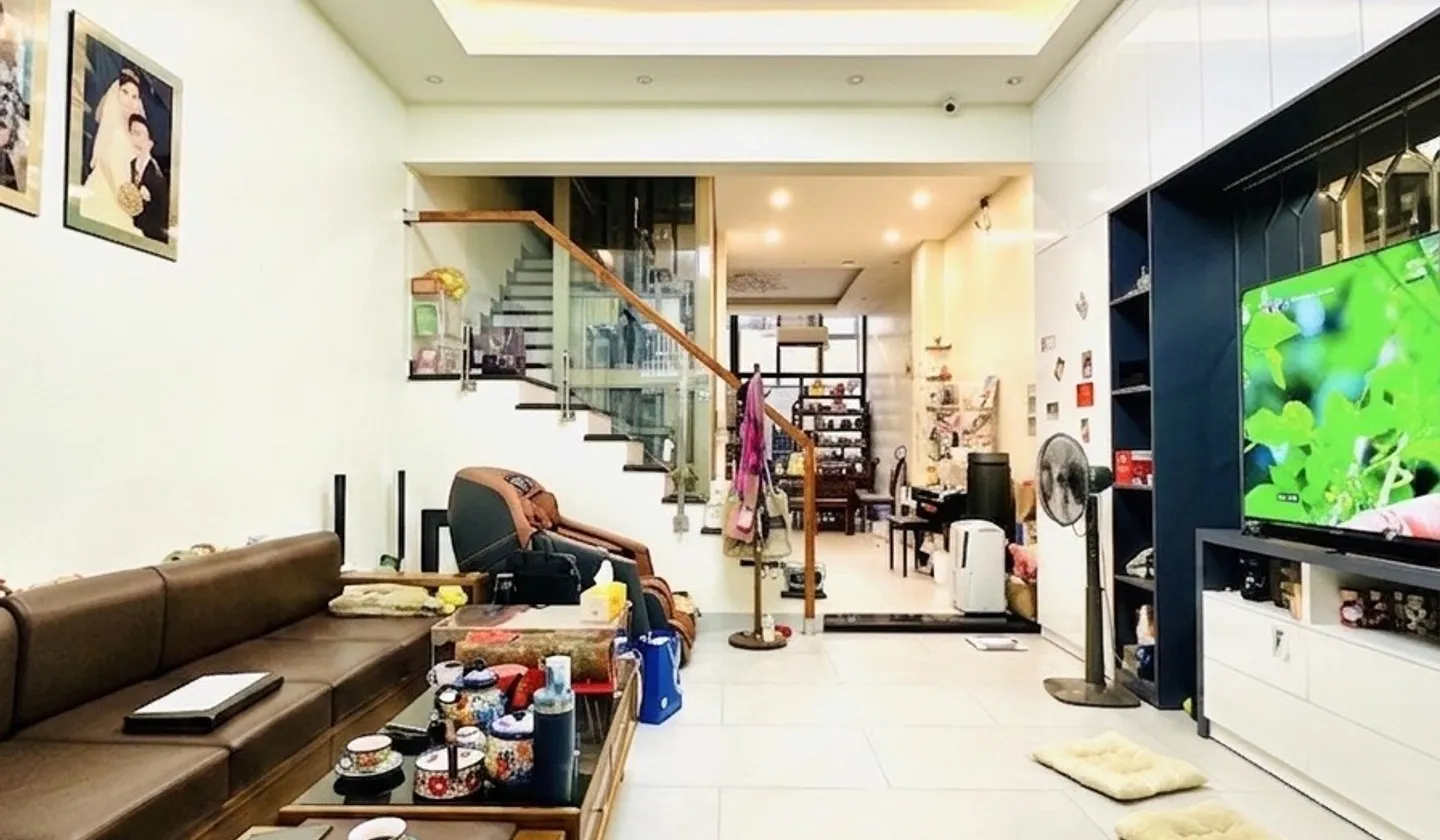 Cơ hội sở hữu nhà 6 tầng trung tâm Long Biên với gara ô tô và thang máy... Bán nhà riêng tại Bồ Đề, Hà Nội 01