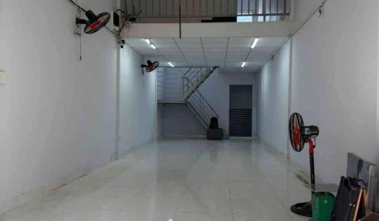 NGAY AEON MALL TÂN PHÚ- BÁN NHÀ ĐƯỜNG XE HƠI- DT: 4 x 15M x 2 TẦNG - ĐS 5 - BÌNH HƯNG HOÀ- BÌNH TÂN... Bán nhà riêng tại Bình Hưng Hòa, Hồ Chí Minh 01