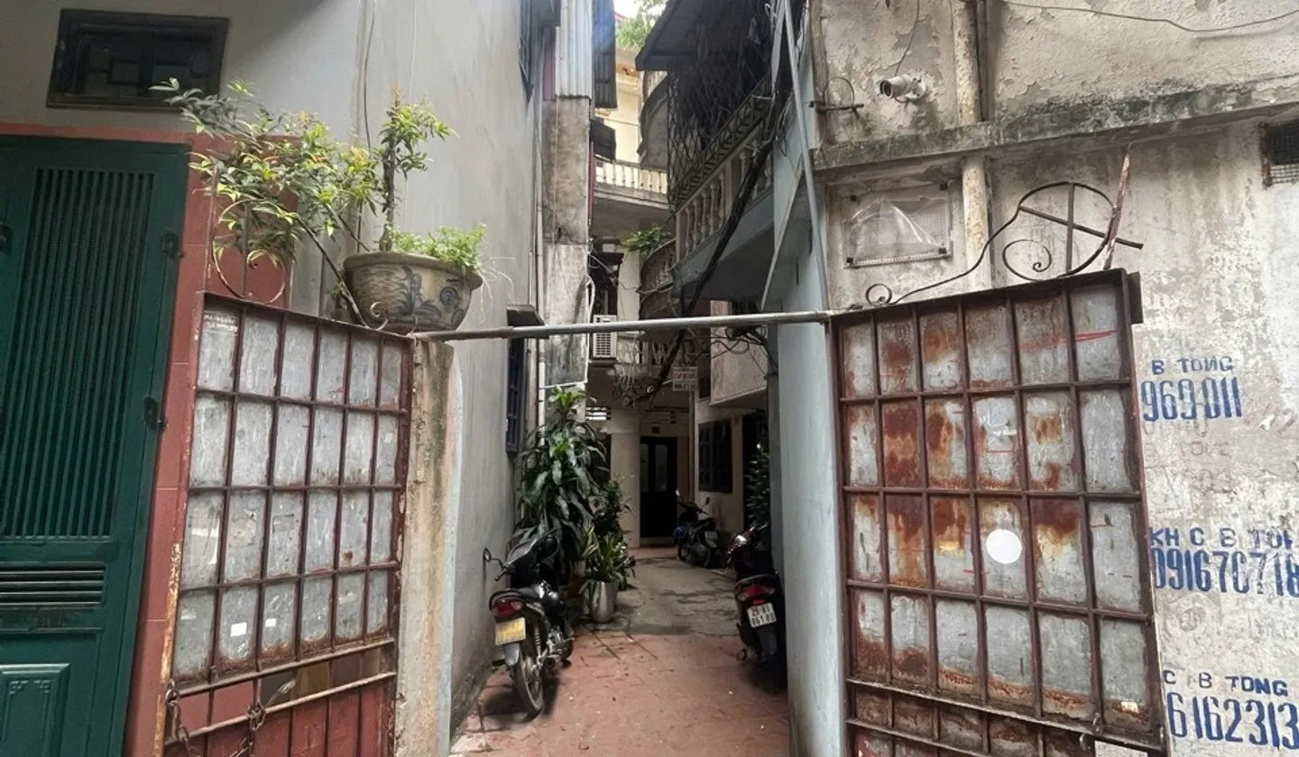 Nhà Kim Mã 3 tầng giá tốt, tiện xây mới ngay trung tâm... Bán nhà riêng tại Ngọc Hà, Hà Nội 01