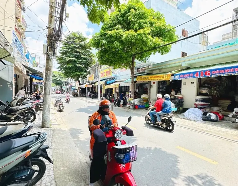 Nhà mặt phố kinh doanh gần chợ vải Phú Thọ Hòa, Tân Phú, 4 tầng... Bán nhà mặt phố tại Phú Thọ Hòa, Hồ Chí Minh 01