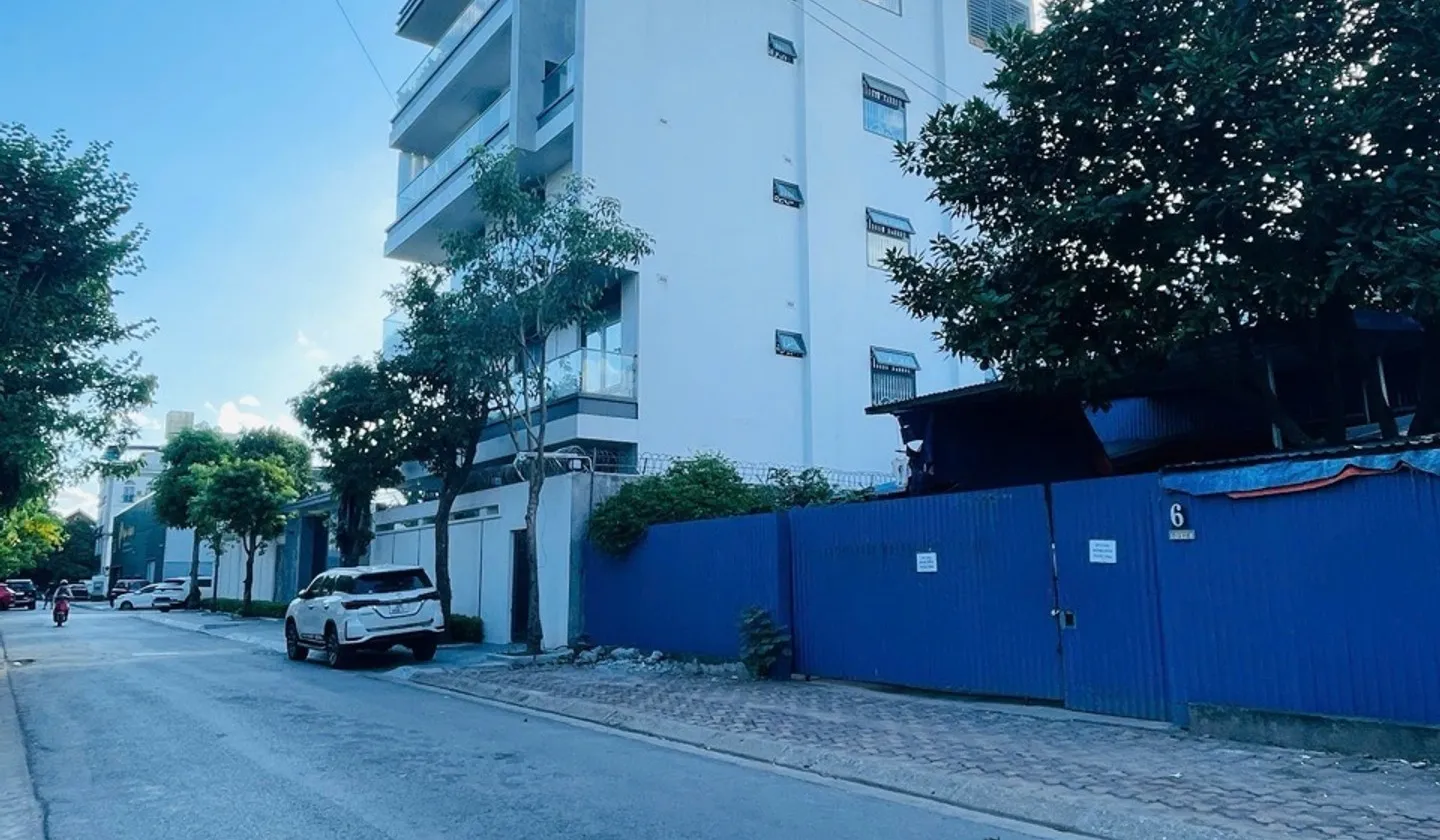 BÁN ĐẤT VIỆT HƯNG 332,8M2- MT 20m- VỈA HÈ, Ô TÔ TRÁNH - 68.8 Tỷ... Bán đất tại Việt Hưng, Hà Nội 01