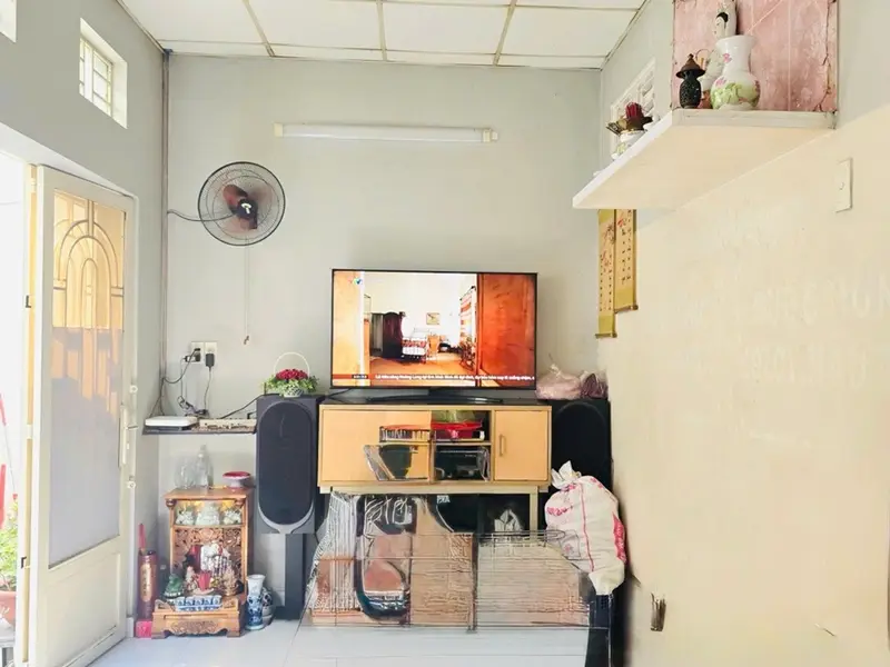 Nhà 40m thổ cư, ngay ngã tư An Sương, Hóc Môn, Shr, 1.x tỷ... Bán nhà riêng tại Bà Điểm, Hồ Chí Minh 01