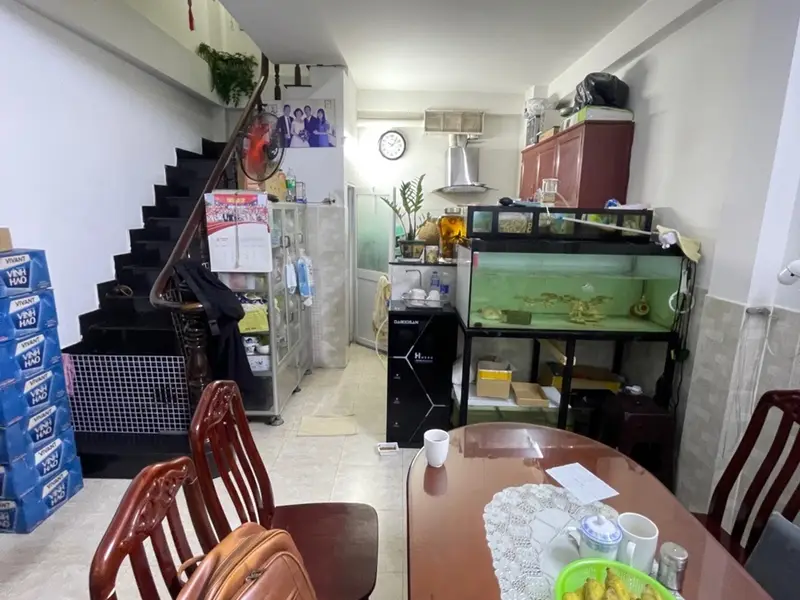 Nhà 4 tầng hẻm xe hơi ngay trung tâm, giá tốt không thể bỏ lỡ... Bán nhà riêng tại Bình Tân, Hồ Chí Minh 01