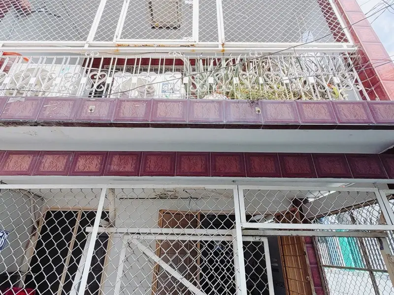 🏘 Nhà sát Nguyễn Tất Thành - 56m2 - 4.64T - Ngang gần 5m - SHR... Bán nhà riêng tại Xóm Chiếu, Hồ Chí Minh 01