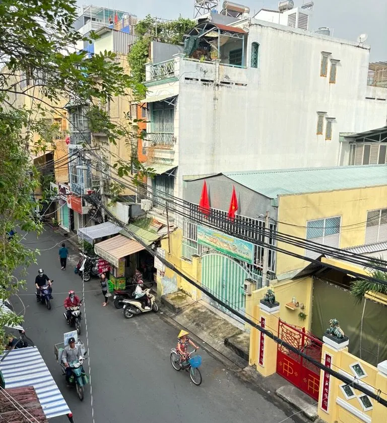Bán nhà mặt phố Cô Giang, giá ưu đãi hấp dẫn... Bán nhà mặt phố tại Cầu Kiệu, Hồ Chí Minh 01