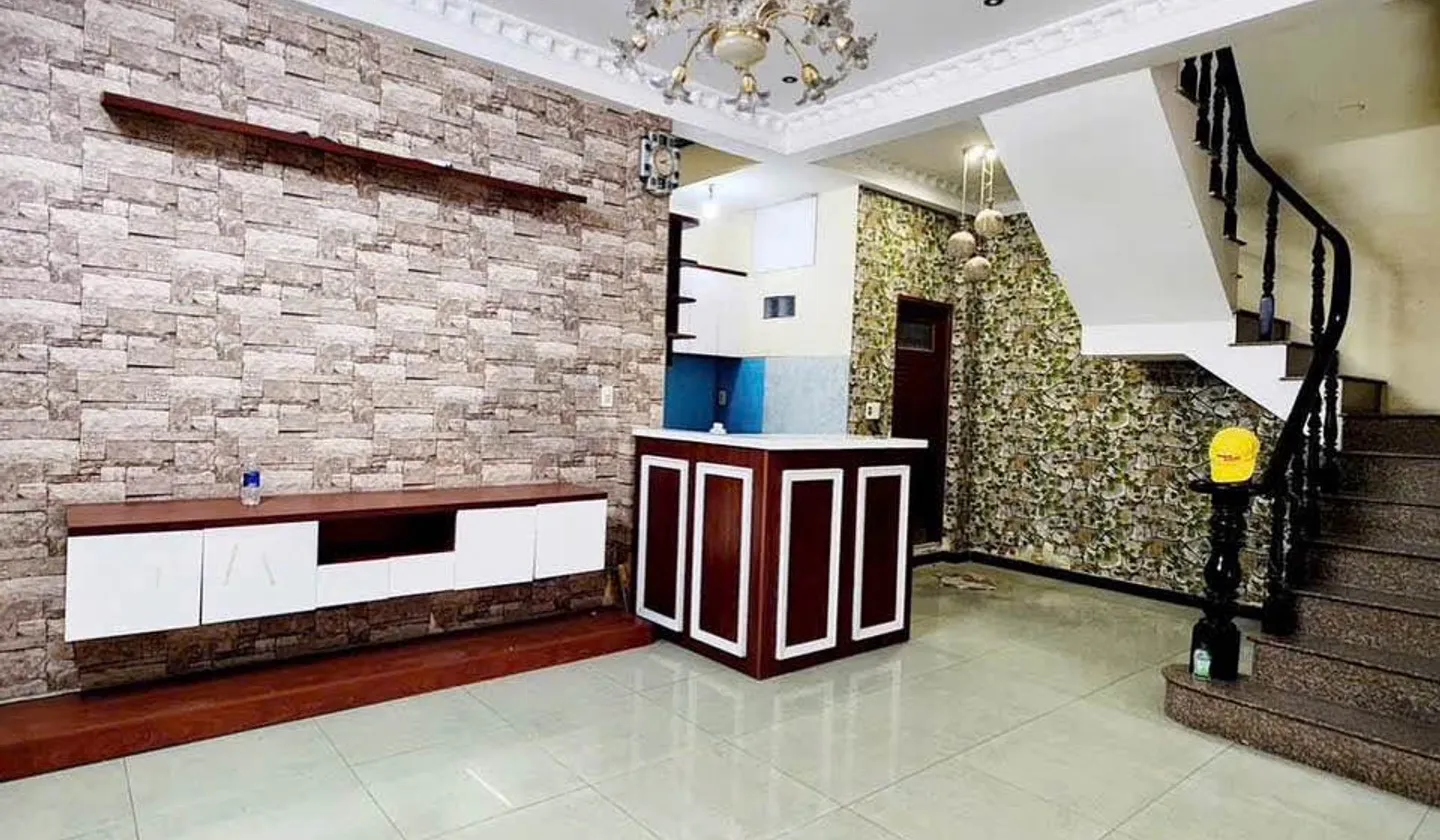 Nhà 4 tầng hiện đại, 5 phòng ngủ giữa trung tâm Phường Duyên Hồng... Bán nhà riêng tại Diên Hồng, Hồ Chí Minh 01