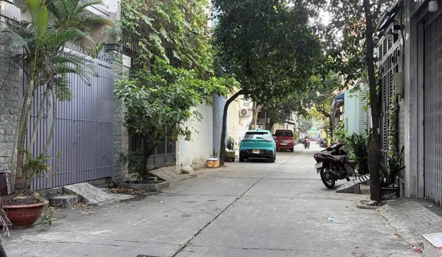 🏡 Siêu phẩm 2 mặt tiền hẻm – 68m² – 2 tầng – 4PN – xe tải bon bon – gần Gò Xoài... Bán nhà riêng tại Bình Hưng Hòa, Hồ Chí Minh 01
