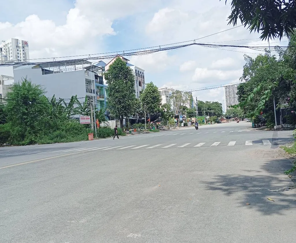 Nhà mặt phố rộng 14m, 5 tầng, giá sốc tại Bình Chánh... Bán nhà mặt phố tại Bình Hưng, Hồ Chí Minh 01