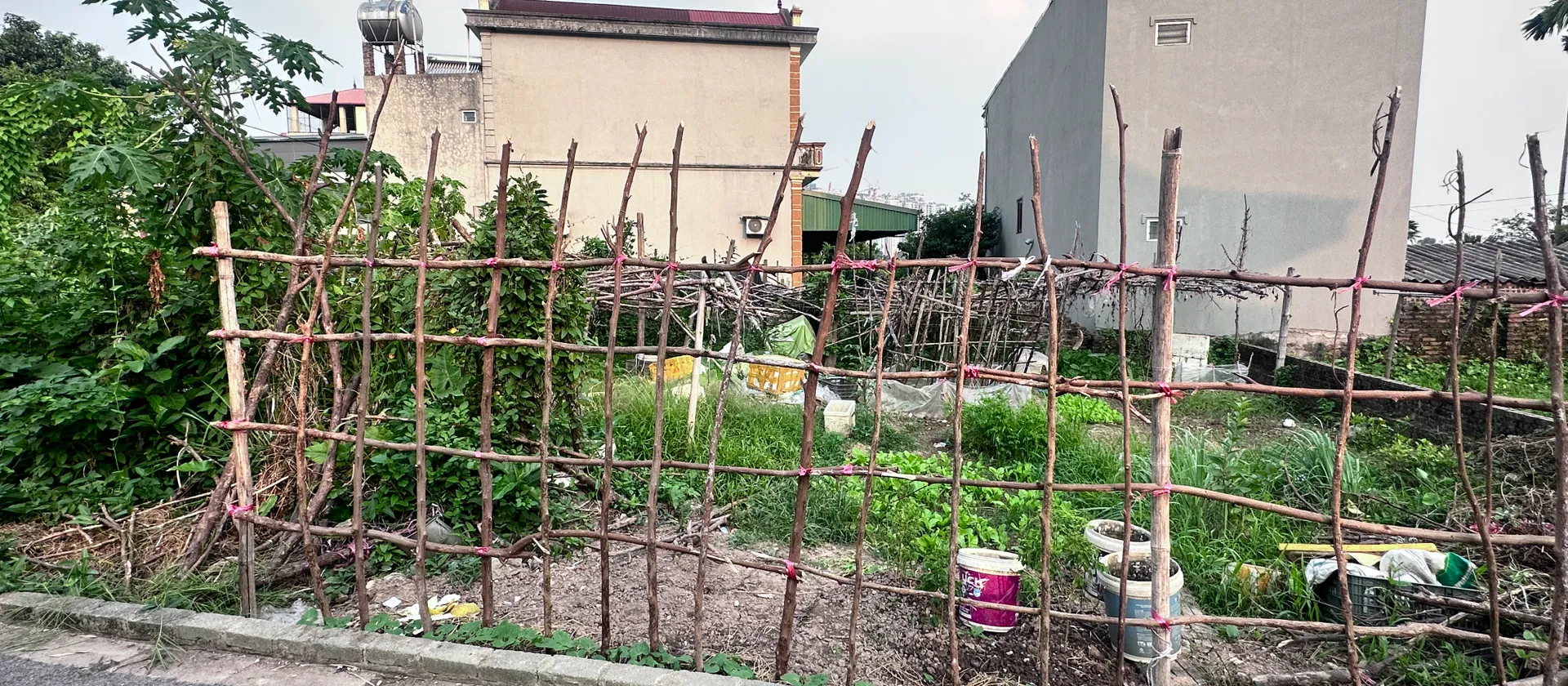 Bán đất tại xã Bát Tràng, Hà Nội - diện tích 40.5 m2, giá 4.05 tỷ. Ô tô, vị trí đẹp... Bán đất tại Bát Tràng, Hà Nội 01