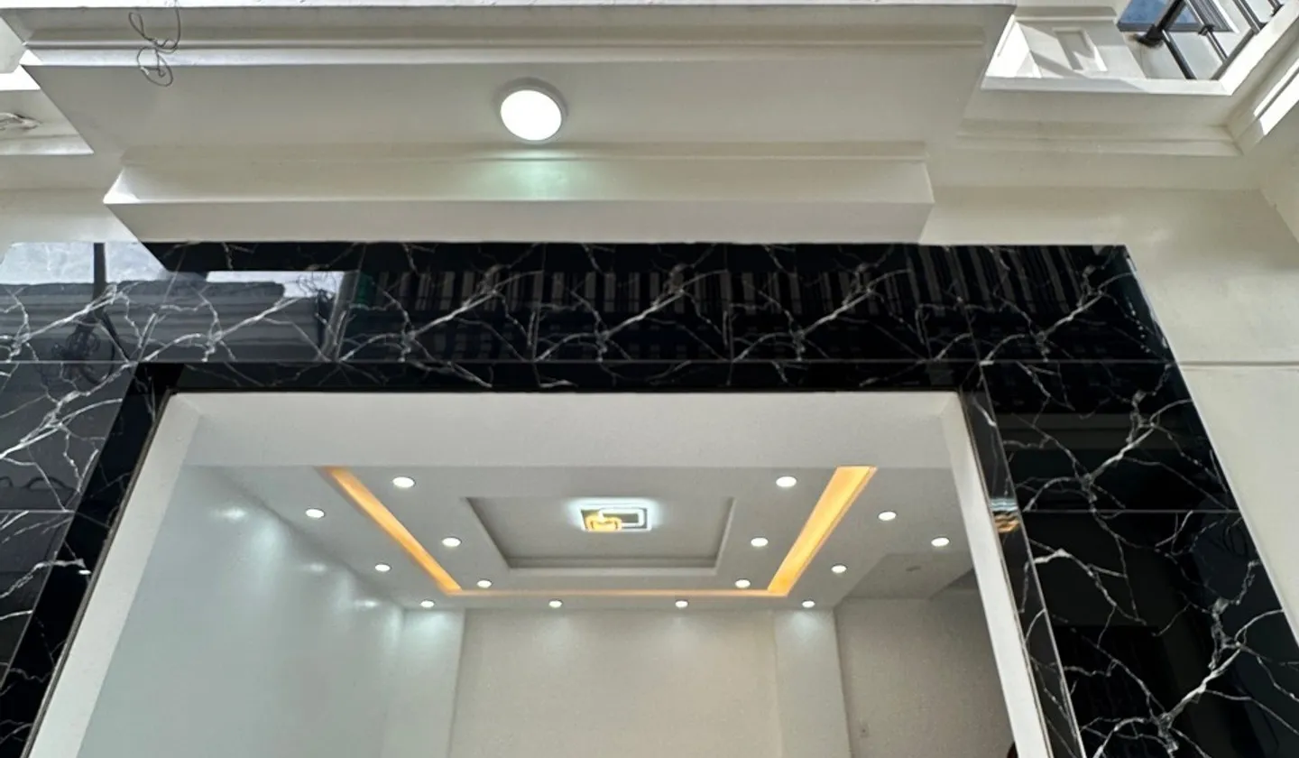Nhà Phố Đẳng Cấp Tại Đằng Hải - Không Gian Sống Riêng Tư Với Sân Vườn Nhỏ Riêng... Bán nhà riêng tại Hải An, Hải Phòng 01