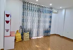 Bán nhà 4 tầng 54m2 tại phường Hồng Gai, Quảng Ninh giá 4.2 tỷ... Bán nhà riêng tại Hồng Gai, Quảng Ninh 03
