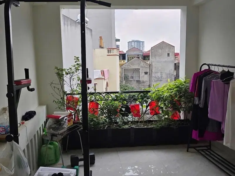 Bán nhà riêng 5 tầng tại Phường Định Công, Hà Nội với thiết kế hiện đại, 3 phòng ngủ... Bán nhà riêng tại Định Công, Hà Nội 01