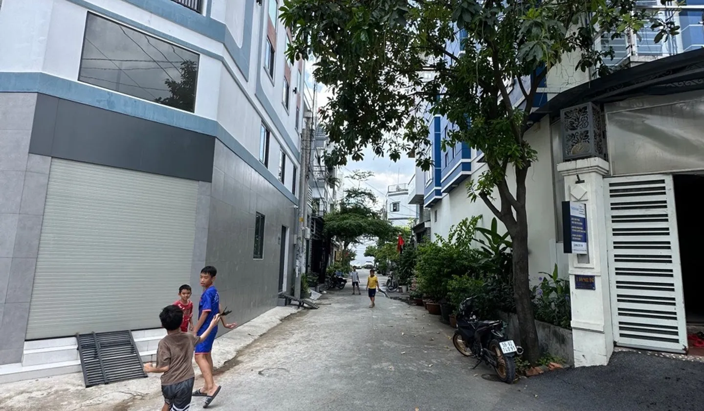 Nhà 6 tầng góc phố An Phú Đông siêu tiện nghi... Bán nhà riêng tại An Phú Đông, Hồ Chí Minh 01