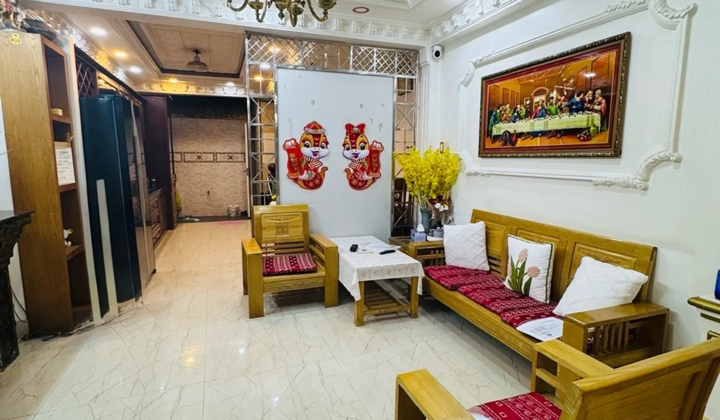 🏣NHÀ 5TẦNG/ST - 5PN/5WC
ĐƯỜNG TRẦN BÌNH TRỌNG P2/CHỢ QUÁN Q5.
NỘI THẤT ĐẸP VÀO Ở NGAY
Chỉ 9T5... Bán nhà riêng tại Chợ Quán, Hồ Chí Minh 01