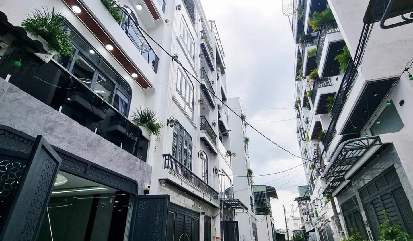 Siêu phẩm nhà phố 5 tầng tại khu VIP Trung Mỹ Tây... Bán nhà riêng tại Trung Mỹ Tây, Hồ Chí Minh 01