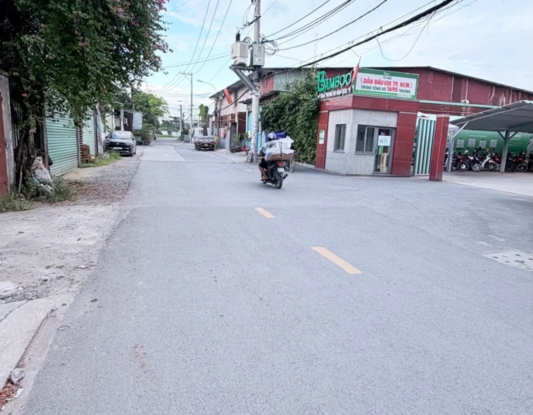 Nhà mặt tiền kinh doanh sầm uất tại Thới An, giá hợp lý... Bán nhà mặt phố tại Thới An, Hồ Chí Minh 01