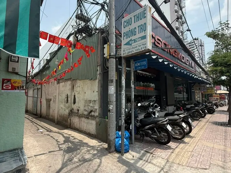Cơ hội vàng sở hữu nhà riêng 5 phòng ngủ giá tốt tại Huỳnh Tấn Phát... Bán nhà riêng tại Phú Thuận, Hồ Chí Minh 01