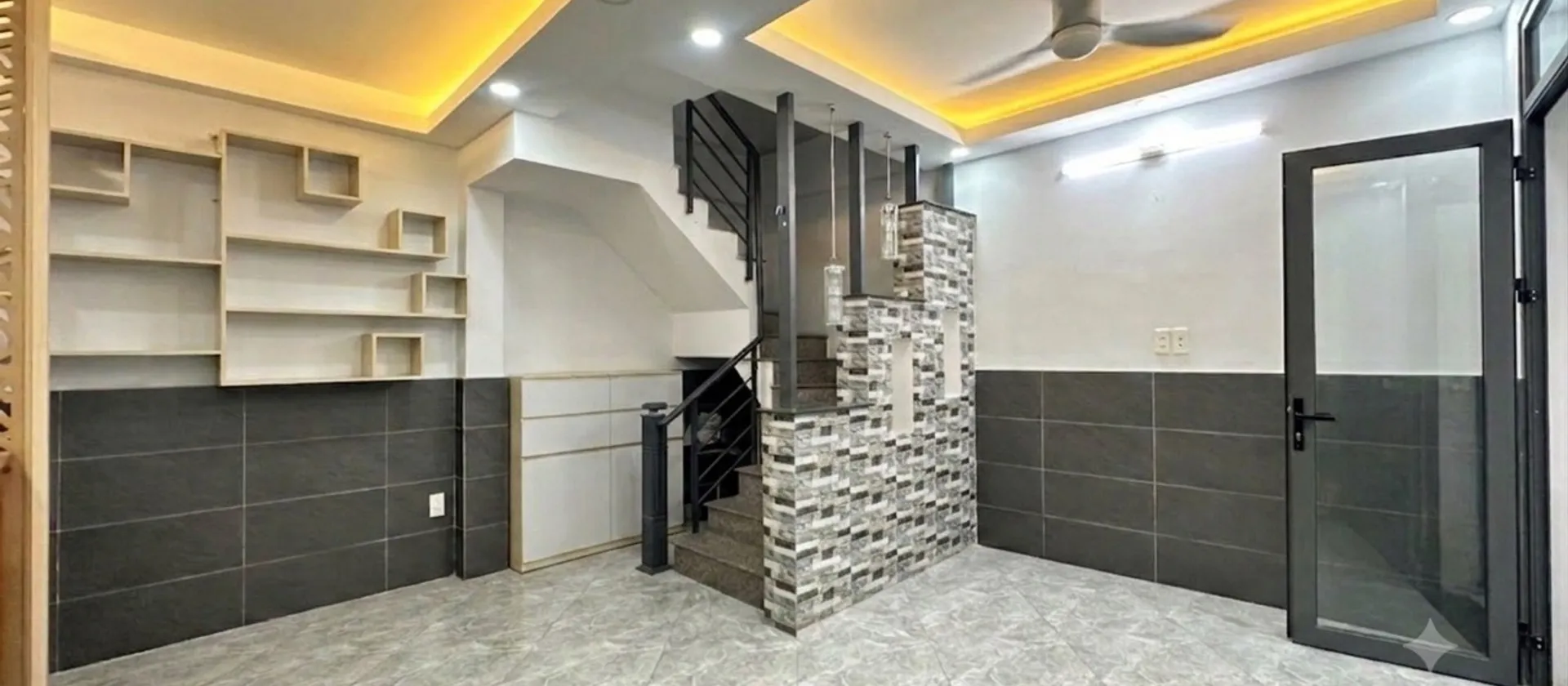 Bán nhà gần mặt tiền Trần Quang Diệu, Q3,
5 tầng, 3 phòng ngủ, khu an ninh, 32m2 nhỉnh 6 tỷ... Bán nhà riêng tại Nhiêu Lộc, Hồ Chí Minh 01