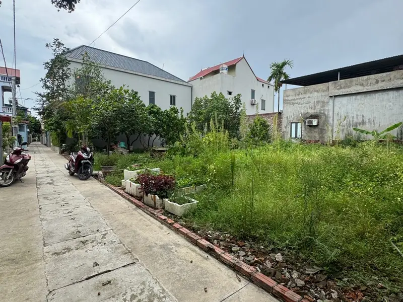 101M PHÙ TRÌ – CHỦ GIẢM 400TR CÒN 3,7 TỶ!
✅ Full thổ cư | MT = hậu 7,27m
🚗 Ngõ 3m, ô tô con vào t... Bán đất tại Quang Minh, Hà Nội 01