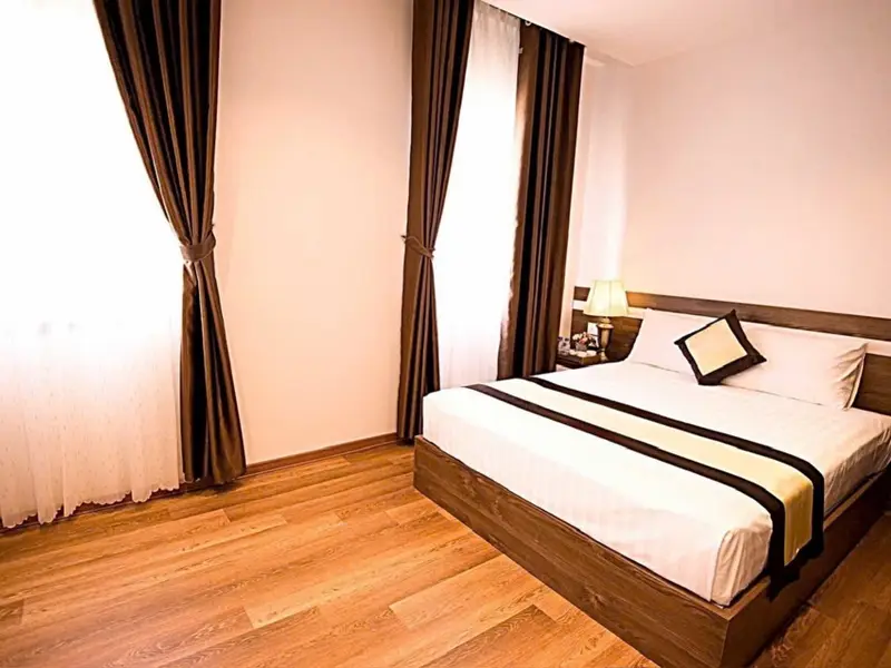 Bán nhà 3,5 tầng mặt phố Phường Bãi Cháy, Quảng Ninh giá tốt... Bán nhà mặt phố tại Bãi Cháy, Quảng Ninh 01