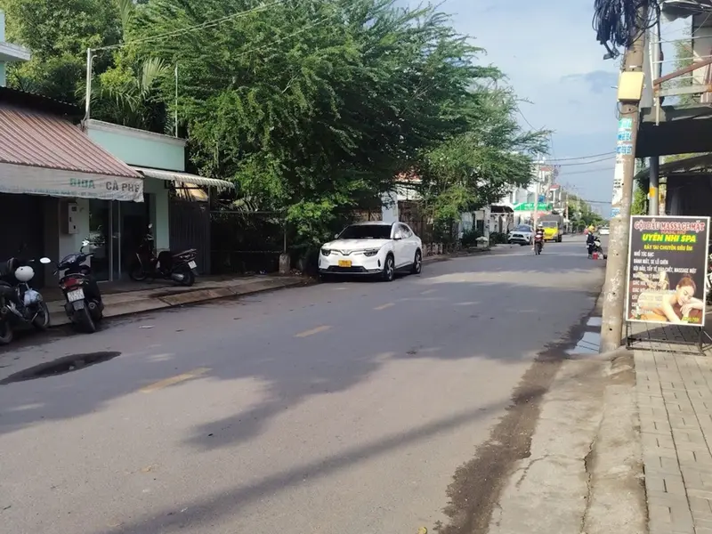 Nhà 4 tầng mặt tiền rộng 5,3m gần Quận 7, Nhà Bè... Bán nhà riêng tại Nhà Bè, Hồ Chí Minh 01