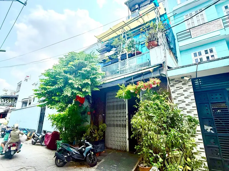 Bán nhà liên khu 10 - 11 
 4.3 x 18. 4 tầng 
7ty7. Tl... Bán nhà riêng tại Bình Trị Đông, Hồ Chí Minh 01