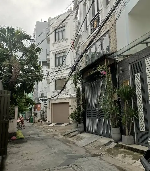 Nhà đẹp 5 tầng hẻm ô tô Trường Chinh, tiện nghi hiện đại... Bán nhà mặt phố tại Tân Bình, Hồ Chí Minh 01
