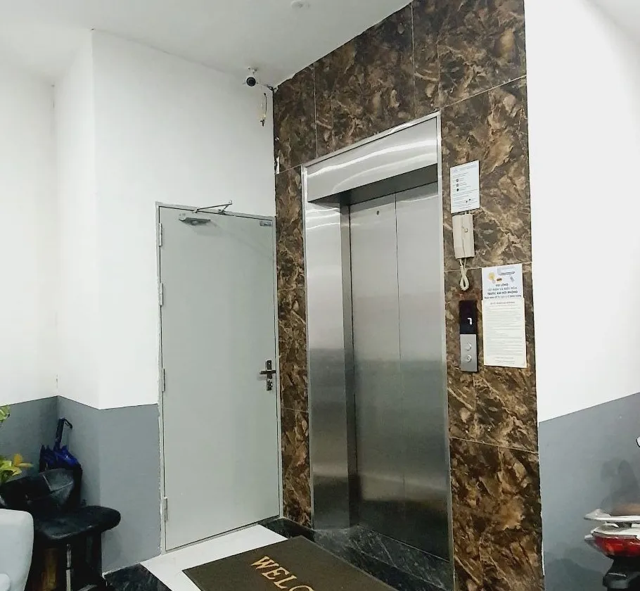 Bán nhà 8 tầng 12 phòng tại Trích Sài, Tây Hồ, giá 25 tỷ... Bán nhà riêng tại Tây Hồ, Hà Nội 01