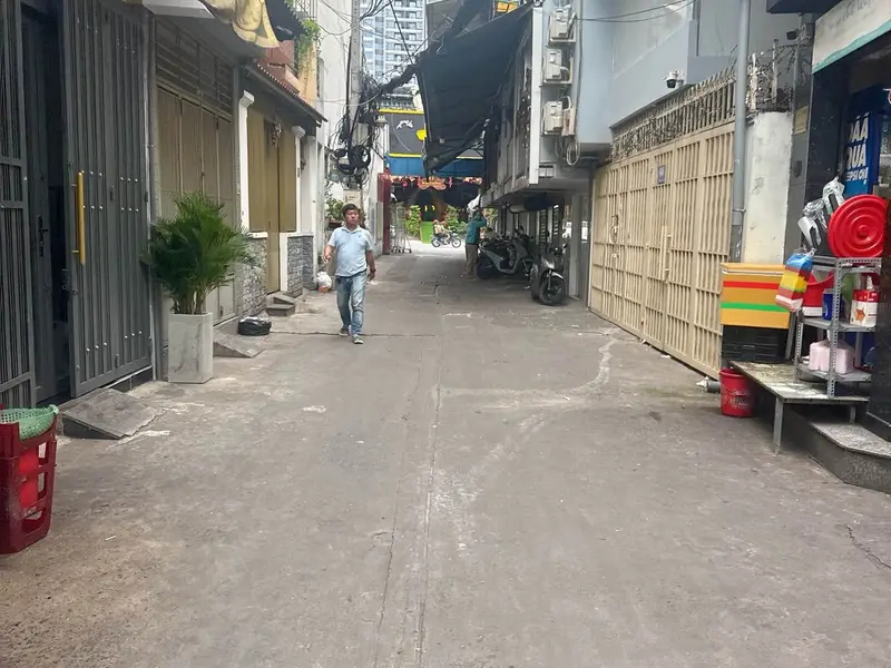 GẦN 100M2 - 5 TẦNG ĐƯỜNG ĐỒNG NAI - 7 PHÒNG CHO THUÊ - HẺM RỘNG THOÁNG MÁT.... Bán nhà riêng tại Hòa Hưng, Hồ Chí Minh 01