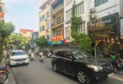 Nhà đẹp Tây Hồ tặng đất, sát Hồ Tây gió mát... Bán nhà riêng tại Tây Hồ, Hà Nội 01