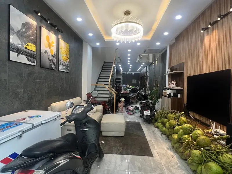 NHÀ ĐẸP SÁT MẶT TIỀN ĐƯỜNG QUANG TRUNG - GÒ VẤP - 9TY2 TL... Bán nhà riêng tại Thông Tây Hội, Hồ Chí Minh 01