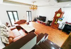 Siêu phẩm nhà riêng 5 tầng với thang máy và gara ô tô tại trung tâm Việt Hưng... Bán nhà riêng tại Việt Hưng, Hà Nội 06