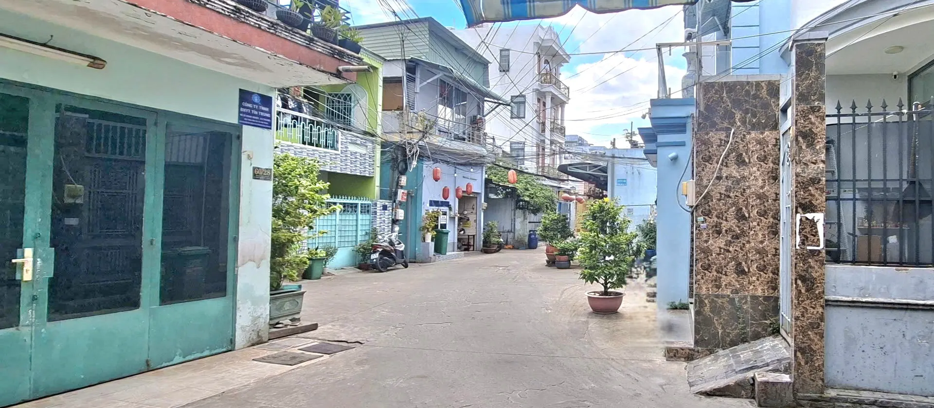 Kề bên Tỉnh lộ 10, nhà 3 tầng 77m2, hẻm xe hơi chỉ 6ty... Bán nhà riêng tại Bình Trị Đông, Hồ Chí Minh 01