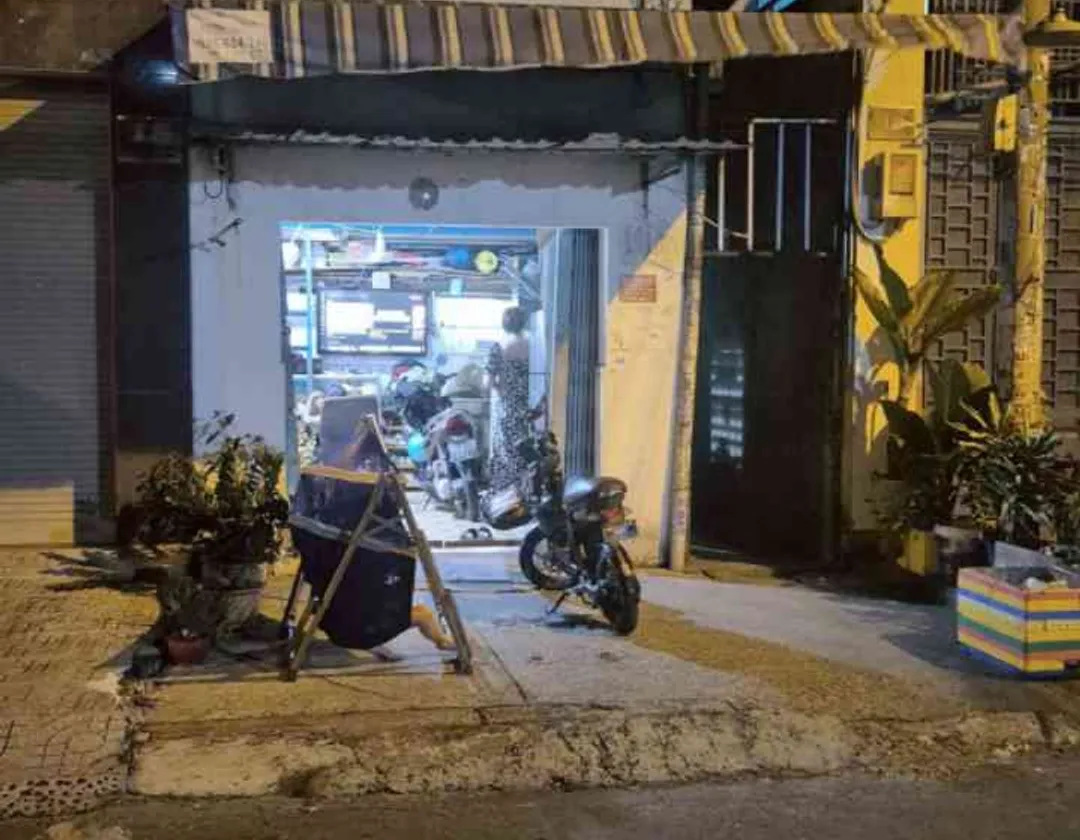 Nhà mặt tiền đường T8 sinh lợi, tiện nghi đầy đủ... Bán nhà mặt phố tại Tây Thạnh, Hồ Chí Minh 01