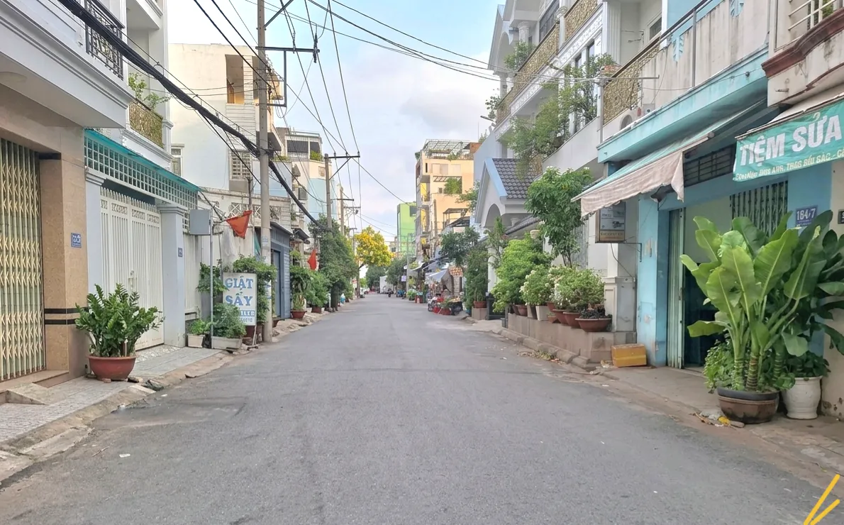 Bình Tân, hẻm xe hơi thông, 4 tầng mới đẹp chỉ hơn 7ty xíu... Bán nhà riêng tại Bình Trị Đông, Hồ Chí Minh 01