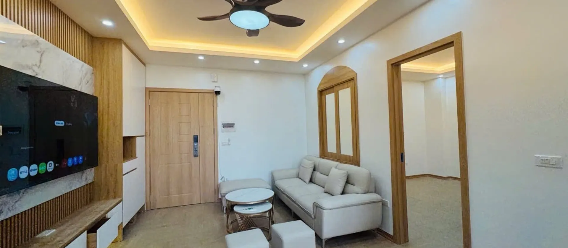 Bán căn hộ chung cư 3 phòng ngủ tại quận Cầu Giấy với tiện ích đầy đủ... Bán căn hộ chung cư tại Cầu Giấy, Hà Nội 01