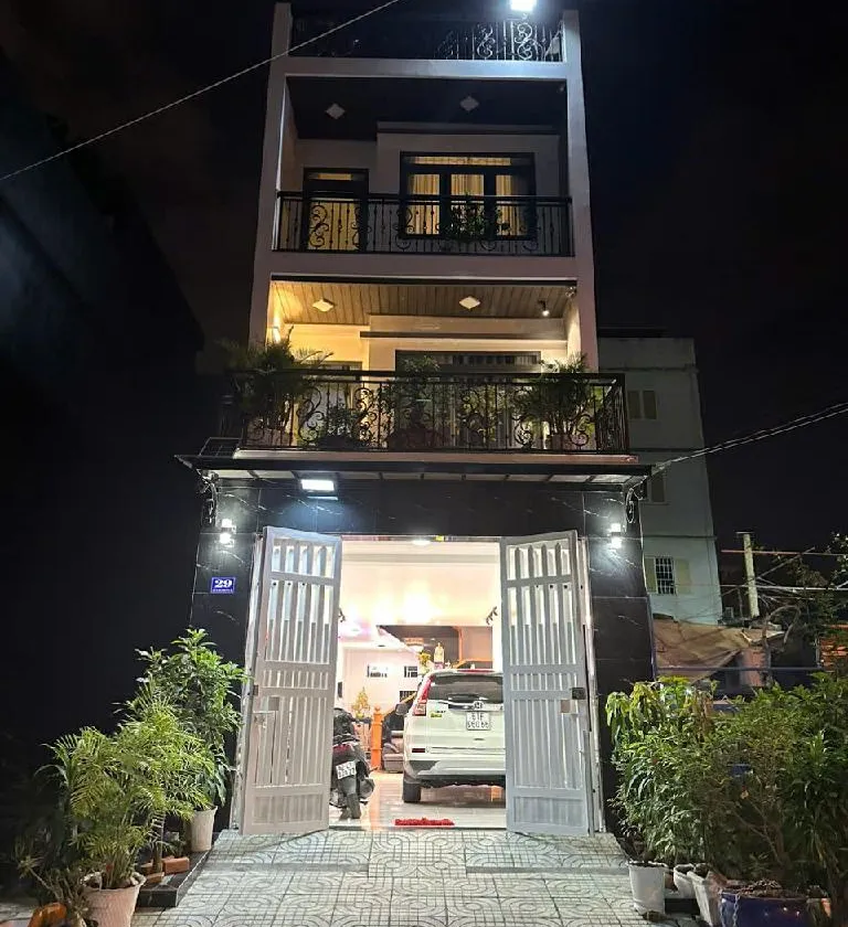 Nhà Mặt Phố Siêu Hot - Cơ Hội Đầu Tư Không Thể Bỏ Qua!... Bán nhà mặt phố tại Bình Đông, Hồ Chí Minh 01