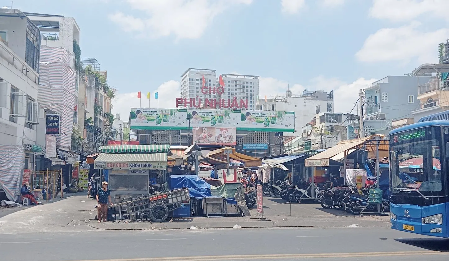 Căn hộ 2PN trung tâm Phú Nhuận – tiện nghi và sầm uất... Bán căn hộ chung cư tại Cầu Kiệu, Hồ Chí Minh 01