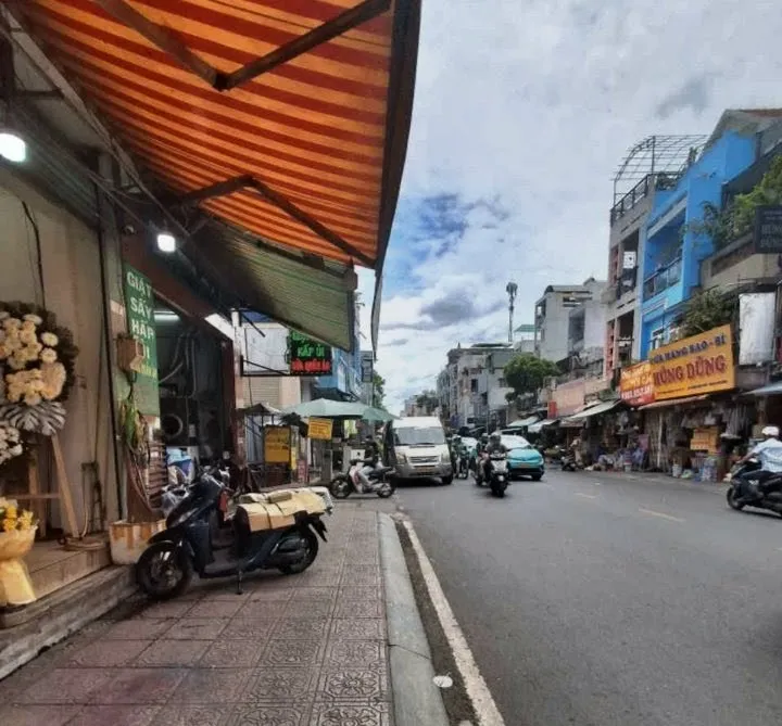 BÁN NHÀ MT TÔ HIẾN THÀNH – QUẬN 10 | 4 TẦNG BTCT | 4PN | 16,5 TỶ... Bán nhà mặt phố tại Hòa Hưng, Hồ Chí Minh 01