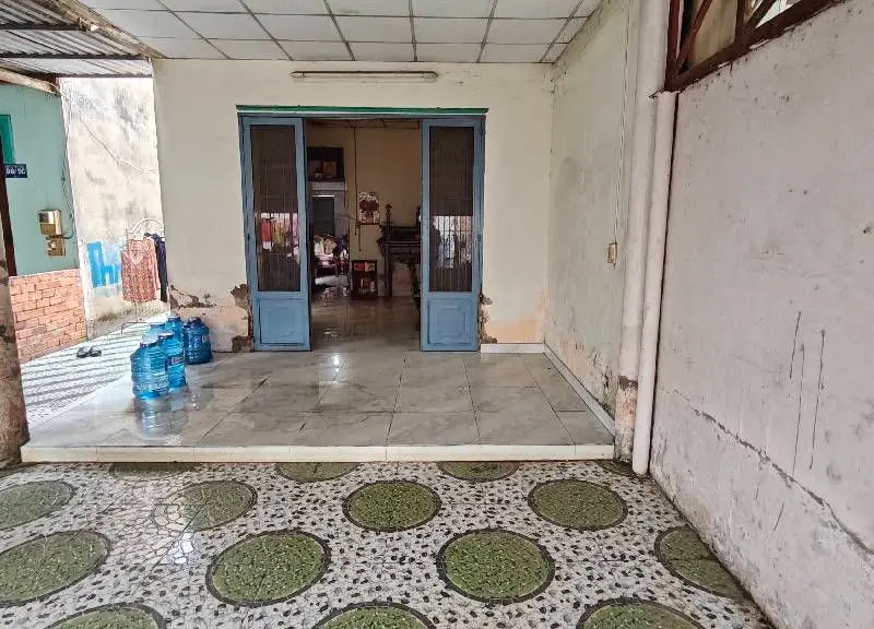 Bán đất tặng nhà mặt tiền 6m tại Bình Chánh, giá 3,1 tỷ... Bán owner_side tại Bình Lợi, Hồ Chí Minh 01