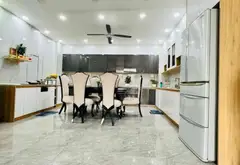 Cơ hội sở hữu nhà 5 tầng hiếm tại trung tâm Quận 2 với giá tốt... Bán nhà riêng tại Bình Trưng, Hồ Chí Minh 01